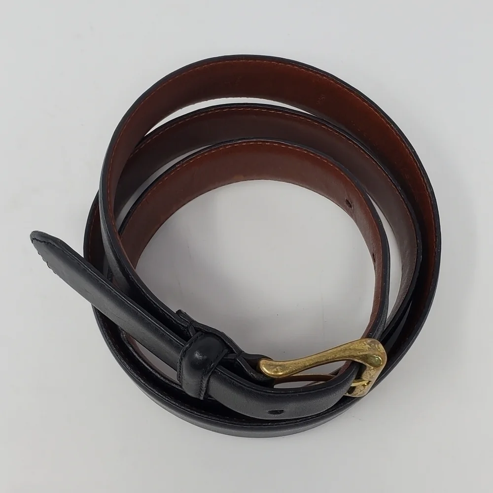 COACH BLACK LEATHER BELT GOLD BUCKLE MEN SIZE 40 CLASSIC MENSWEAR BUSINESS WORK